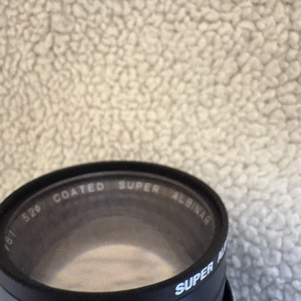 VTG Super Albinar 135mm f/2.8 Auto Telephoto- Coated -Lens Canon - Korea w/ Case